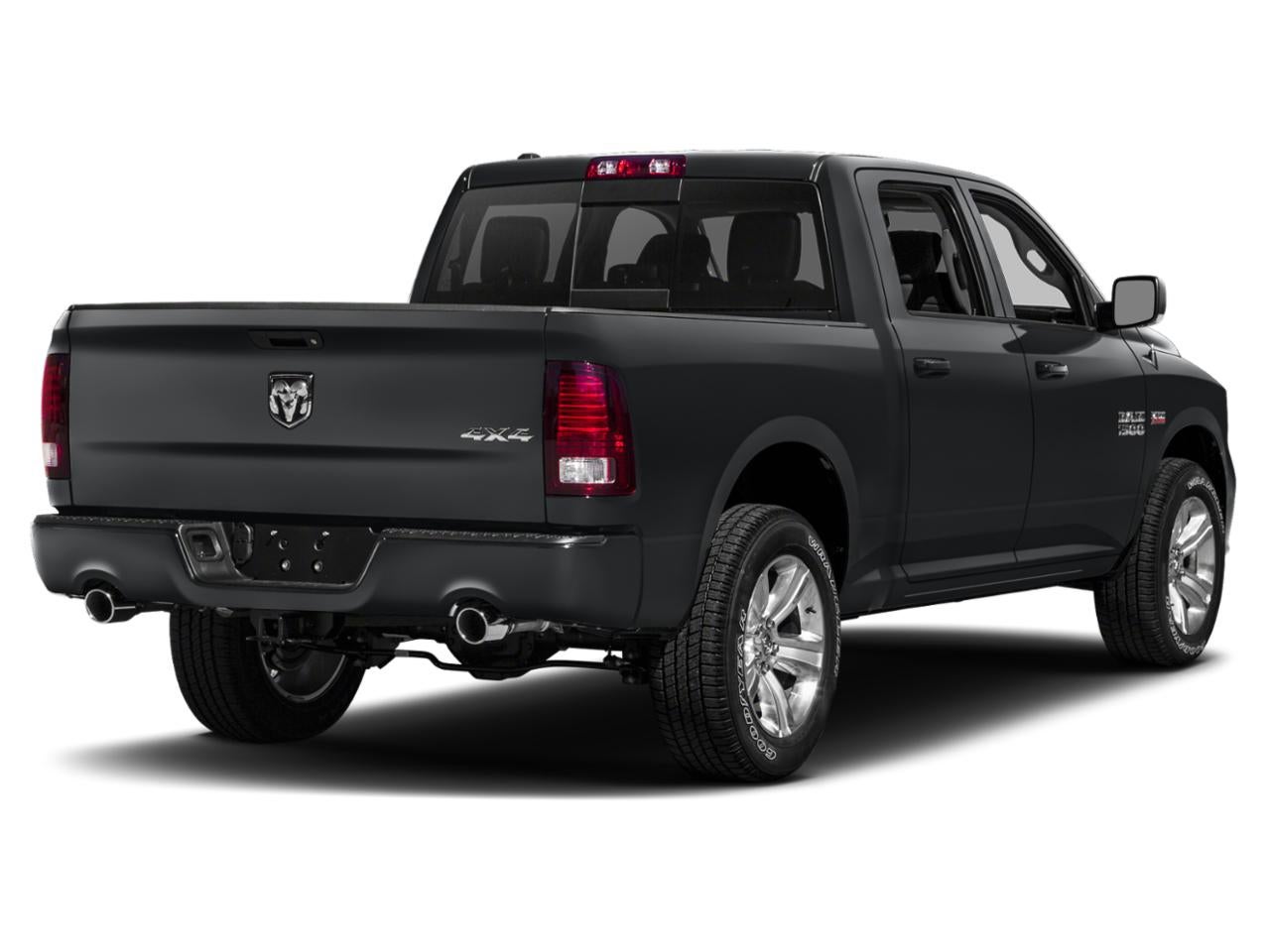 2015 RAM 1500 4WD Crew Cab 5.7 Ft Box Sport