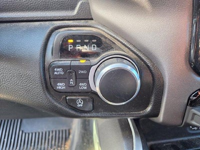 2022 RAM 1500 Big Horn 4x4 Crew Cab 5'7" Box