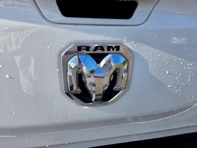 2022 RAM 1500 Big Horn 4x4 Crew Cab 5'7" Box