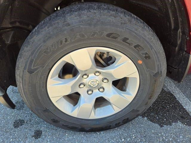 2023 RAM 1500 Big Horn 4x4 Crew Cab 5'7" Box