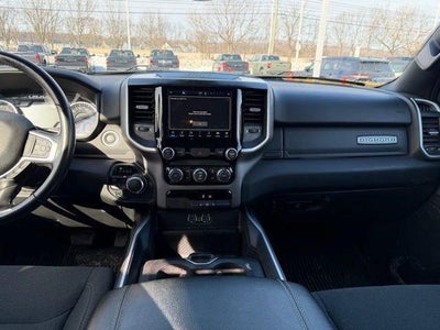 2022 RAM 1500 Big Horn 4x4 Crew Cab 5'7" Box