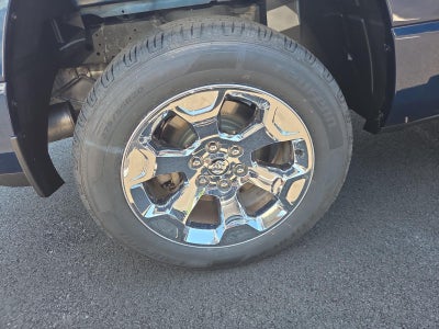 2020 RAM 1500 Big Horn 4x4 Quad Cab 6'4" Box