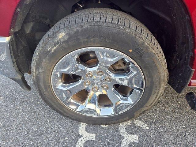 2020 RAM 1500 Big Horn 4x4 Quad Cab 6'4" Box