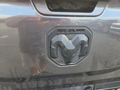 2022 RAM 1500 Big Horn 4x4 Crew Cab 5'7" Box