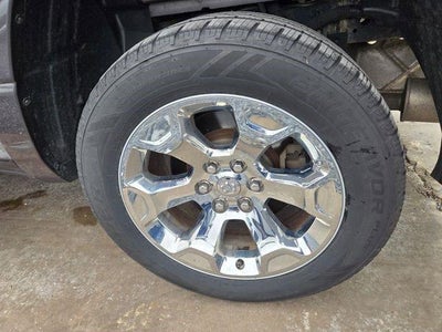 2019 RAM 1500 Big Horn/Lone Star 4x4 Crew Cab 5'7" Box