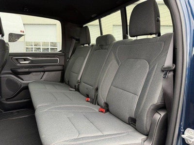 2022 RAM 1500 Big Horn 4x4 Crew Cab 5'7" Box