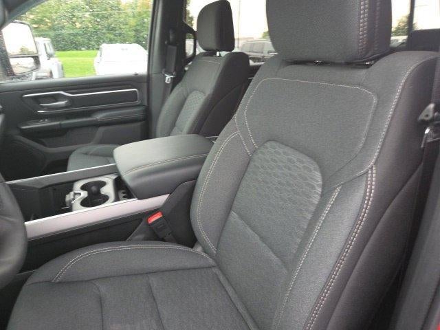 2026 RAM 1500 Big Horn 4x4 Crew Cab 5'7" Box