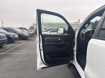 2022 RAM 1500 Big Horn 4x4 Crew Cab 5'7" Box