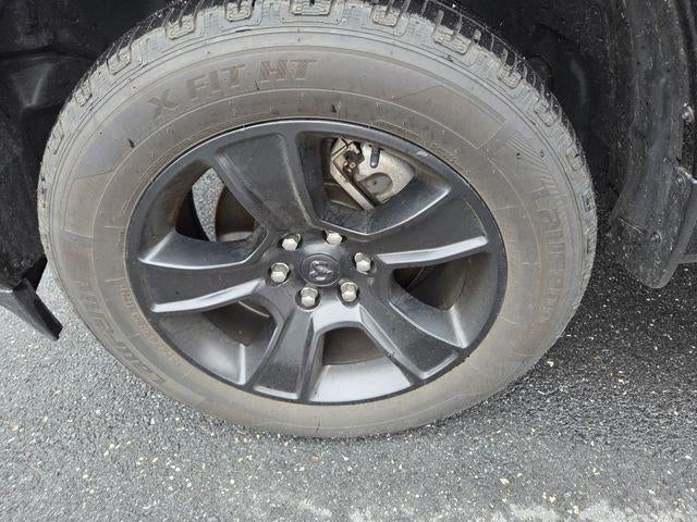 2022 RAM 1500 Big Horn 4x4 Crew Cab 5'7" Box