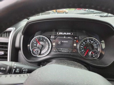 2022 RAM 1500 Big Horn 4x4 Crew Cab 5'7" Box