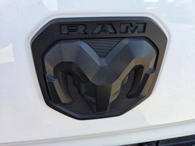 2024 RAM 1500 Big Horn 4x4 Crew Cab 5'7" Box