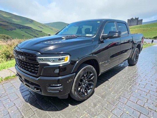 2025 RAM 1500 Limited 4x4 Crew Cab 5'7" Box