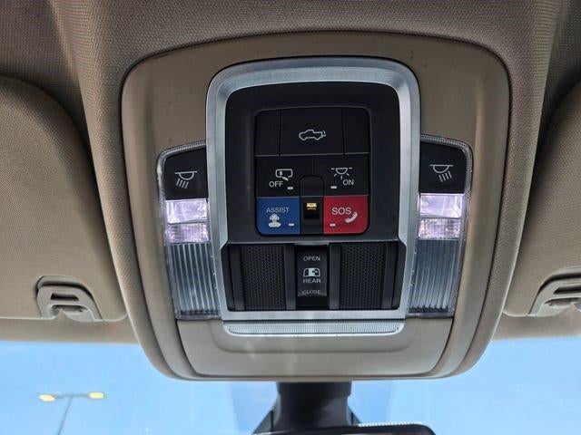 2019 RAM 1500 Laramie 4x4 Crew Cab 5'7" Box