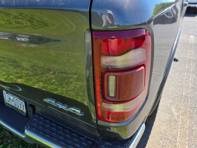 2019 RAM 1500 Laramie 4x4 Crew Cab 5'7" Box