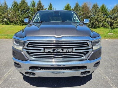 2019 RAM 1500 Laramie 4x4 Crew Cab 5'7" Box