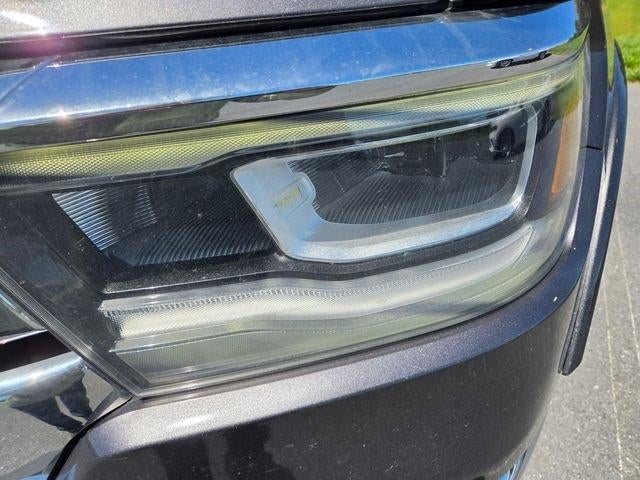 2019 RAM 1500 Laramie 4x4 Crew Cab 5'7" Box