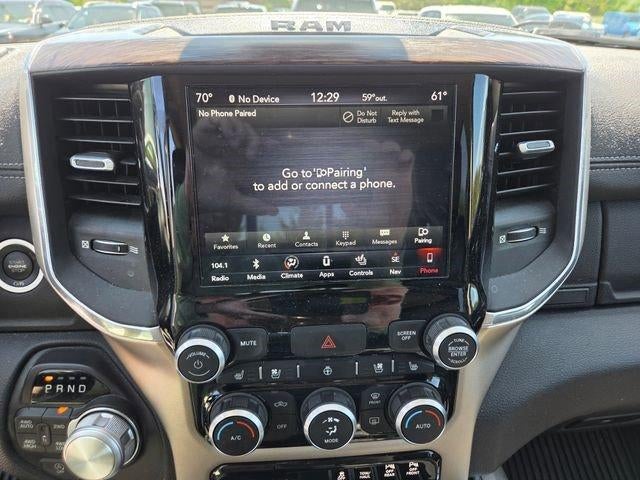 2019 RAM 1500 Laramie 4x4 Crew Cab 5'7" Box