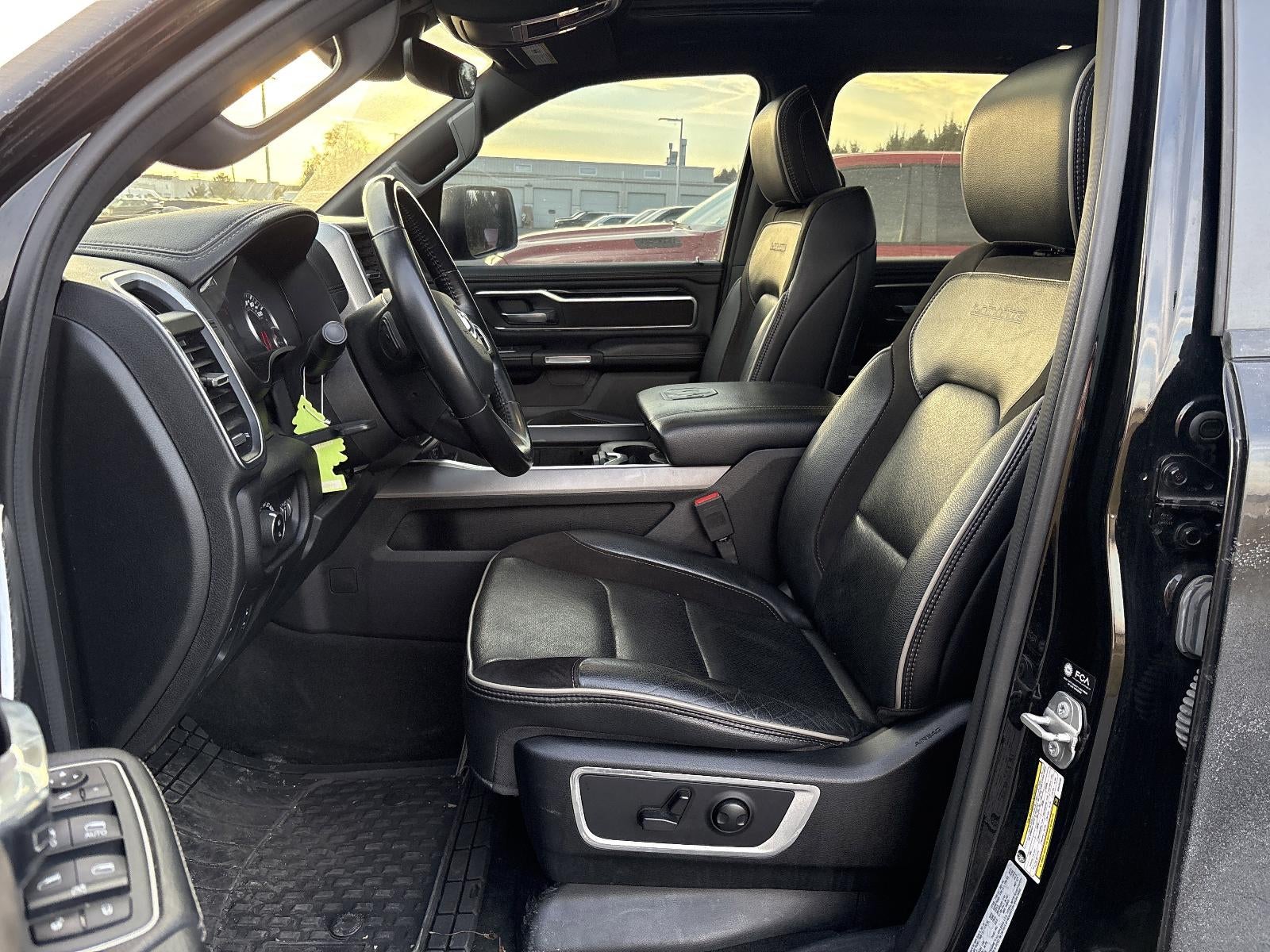 2022 RAM 1500 Laramie 4x4 Crew Cab 5'7" Box