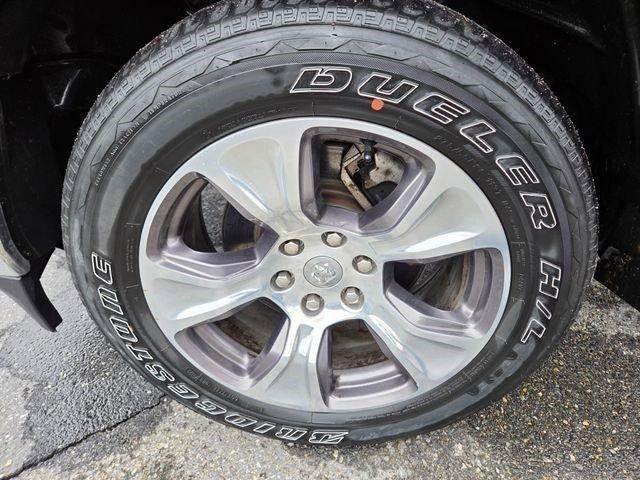 2023 RAM 1500 Laramie 4x4 Crew Cab 5'7" Box