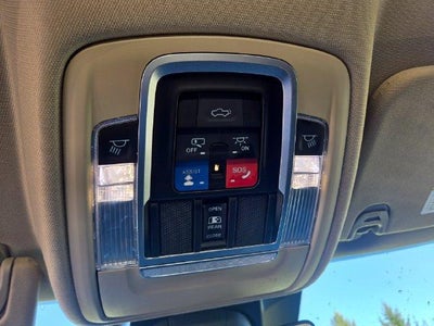 2021 RAM 1500 Laramie 4x4 Crew Cab 5'7" Box