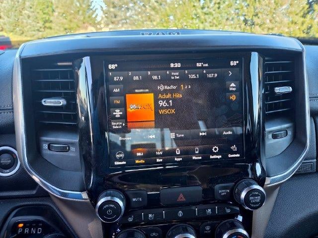 2021 RAM 1500 Laramie 4x4 Crew Cab 5'7" Box