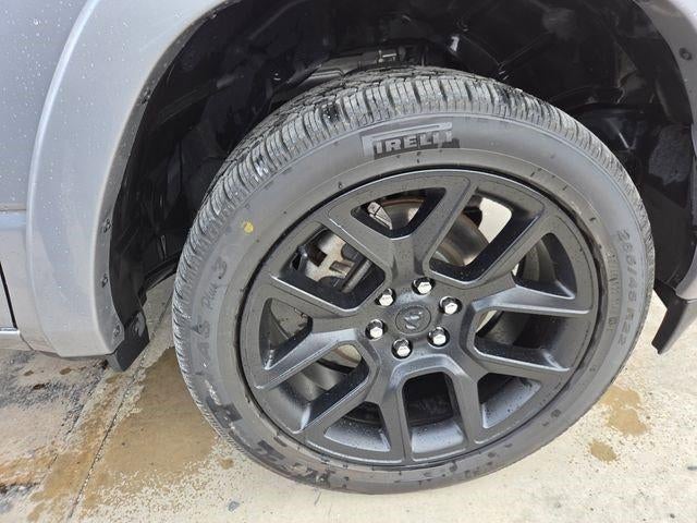 2022 RAM 1500 Laramie 4x4 Crew Cab 5'7" Box