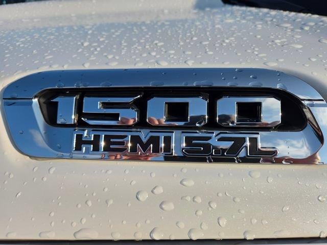 2021 RAM 1500 Laramie 4x4 Crew Cab 5'7" Box