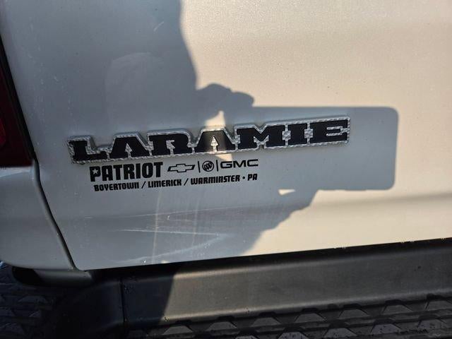 2021 RAM 1500 Laramie 4x4 Crew Cab 5'7" Box