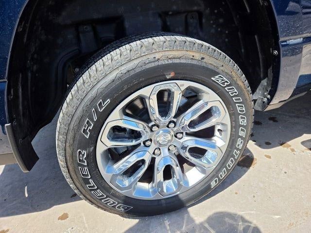 2024 RAM 1500 Laramie 4x4 Crew Cab 5'7" Box