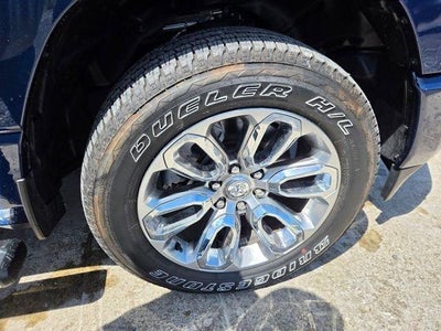 2024 RAM 1500 Laramie 4x4 Crew Cab 5'7" Box