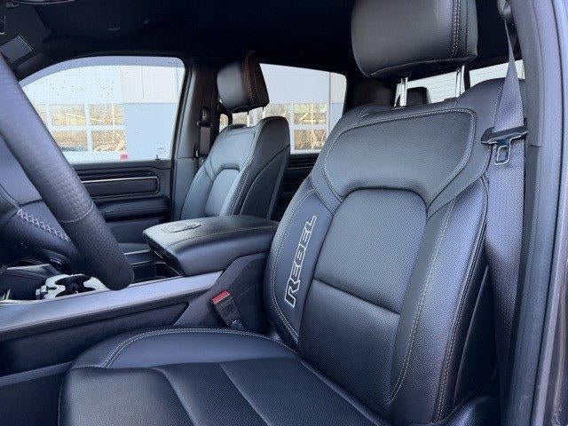 2022 RAM 1500 Rebel 4x4 Crew Cab 5'7" Box