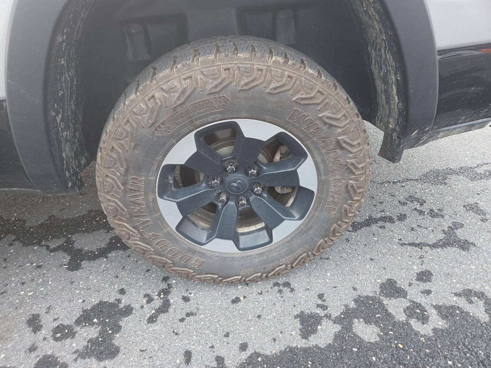 2019 RAM 1500 Rebel 4x4 Crew Cab 5'7" Box