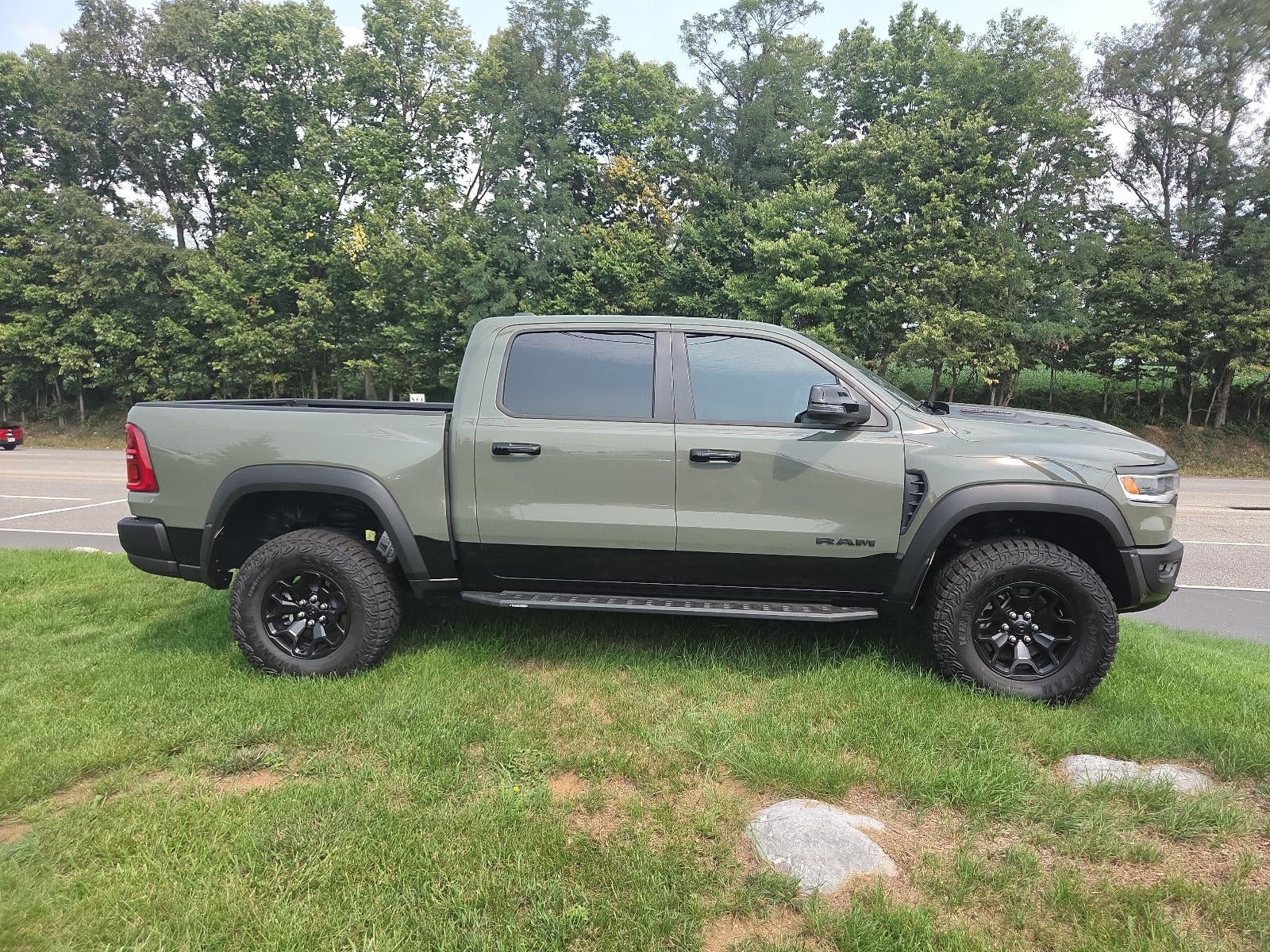 2026 RAM 1500 RHO 4x4 Crew Cab 5'7" Box