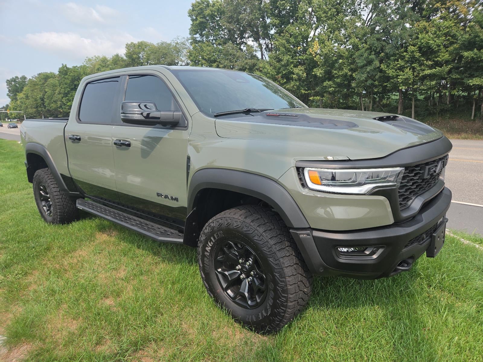 2026 RAM 1500 RHO 4x4 Crew Cab 5'7" Box
