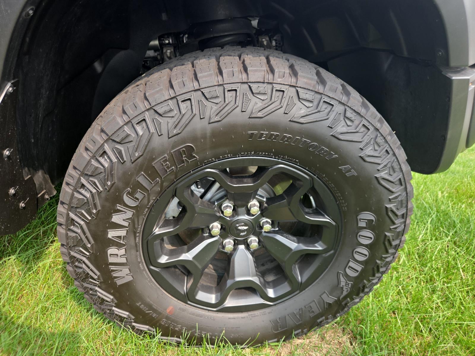 2026 RAM 1500 RHO 4x4 Crew Cab 5'7" Box