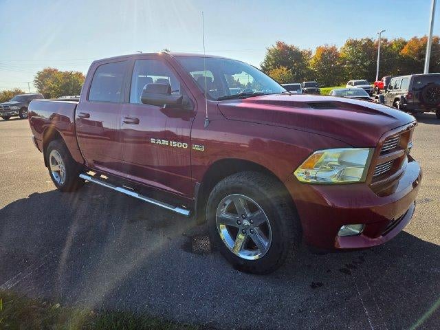2011 RAM 1500 4WD Crew Cab 5.7 Ft Box Sport