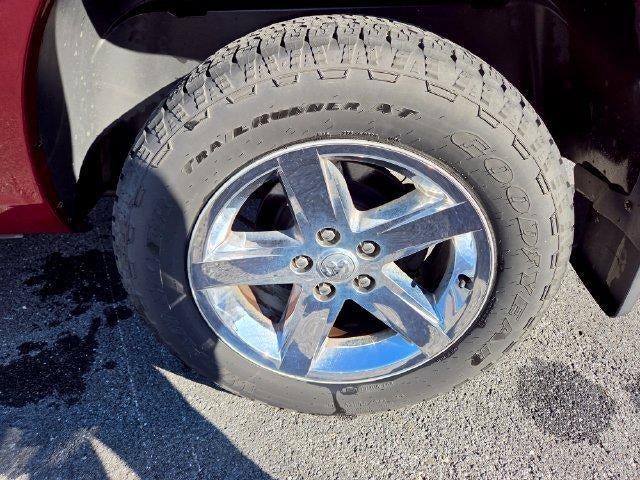 2011 RAM 1500 4WD Crew Cab 5.7 Ft Box Sport