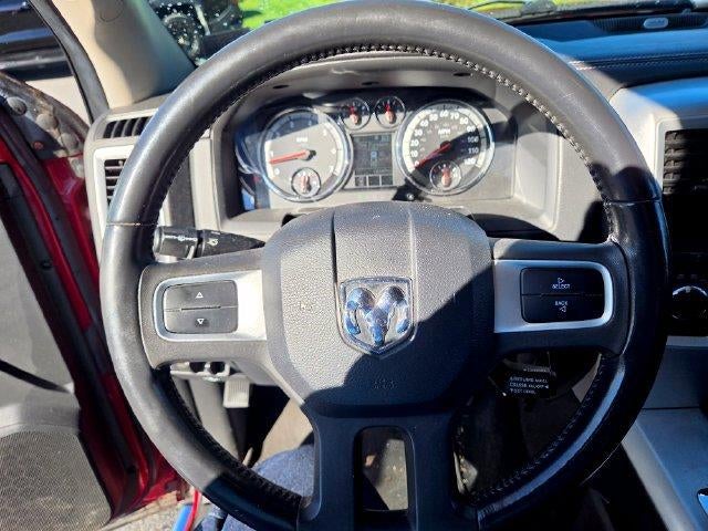 2011 RAM 1500 4WD Crew Cab 5.7 Ft Box Sport