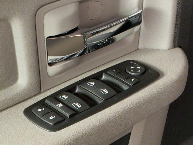 2010 Dodge Ram 1500 4WD Crew Cab 5.7 Ft Box SLT