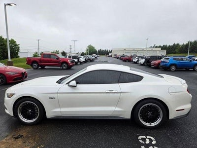 2017 Ford Mustang GT Premium Fastback