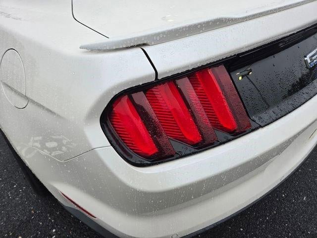 2017 Ford Mustang GT Premium Fastback