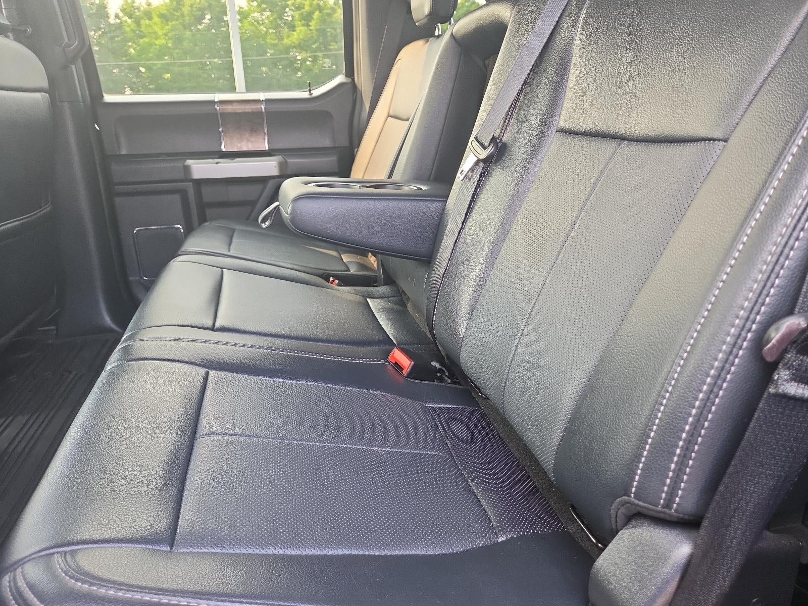 2022 Ford Super Duty F-250 SRW LARIAT 4WD Crew Cab 6.75' Box