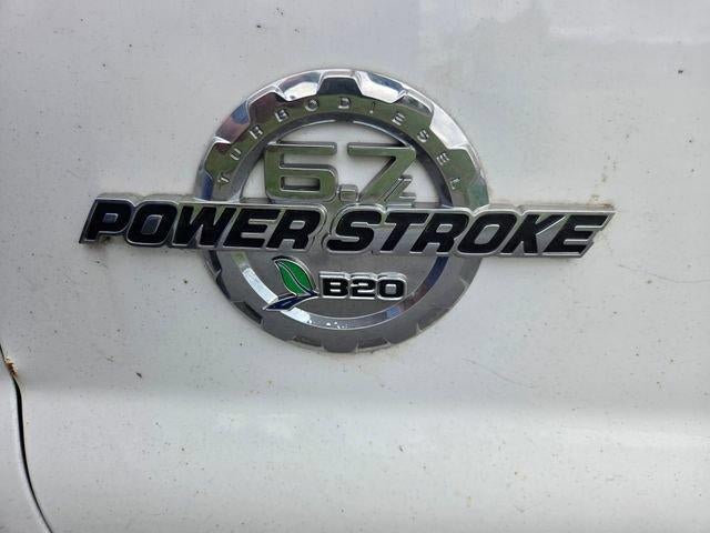2016 Ford Super Duty F-250 SRW 4WD Crew Cab 6-3/4 Ft Box XL