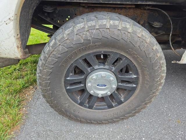 2016 Ford Super Duty F-250 SRW 4WD Crew Cab 6-3/4 Ft Box XL