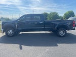 2023 Ford Super Duty F-350 DRW LARIAT 4WD Crew Cab 8' Box