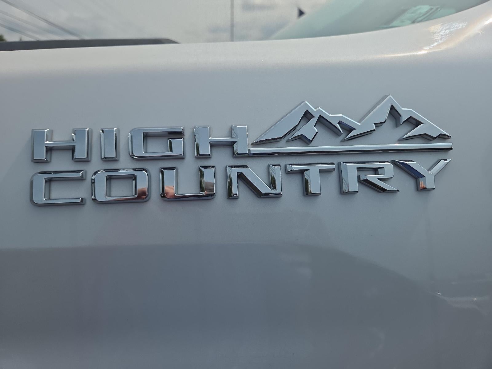2021 Chevrolet Silverado 2500 HD Crew Cab Standard Box 4-Wheel Drive High Country