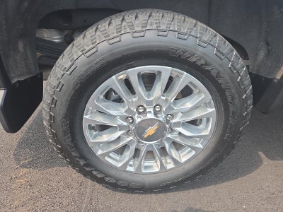 2021 Chevrolet Silverado 2500 HD Crew Cab Standard Box 4-Wheel Drive High Country