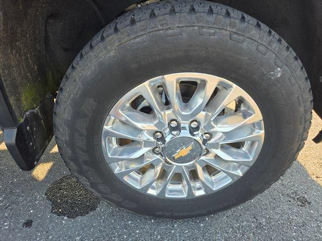 2021 Chevrolet Silverado 2500 HD Crew Cab Standard Box 4-Wheel Drive High Country