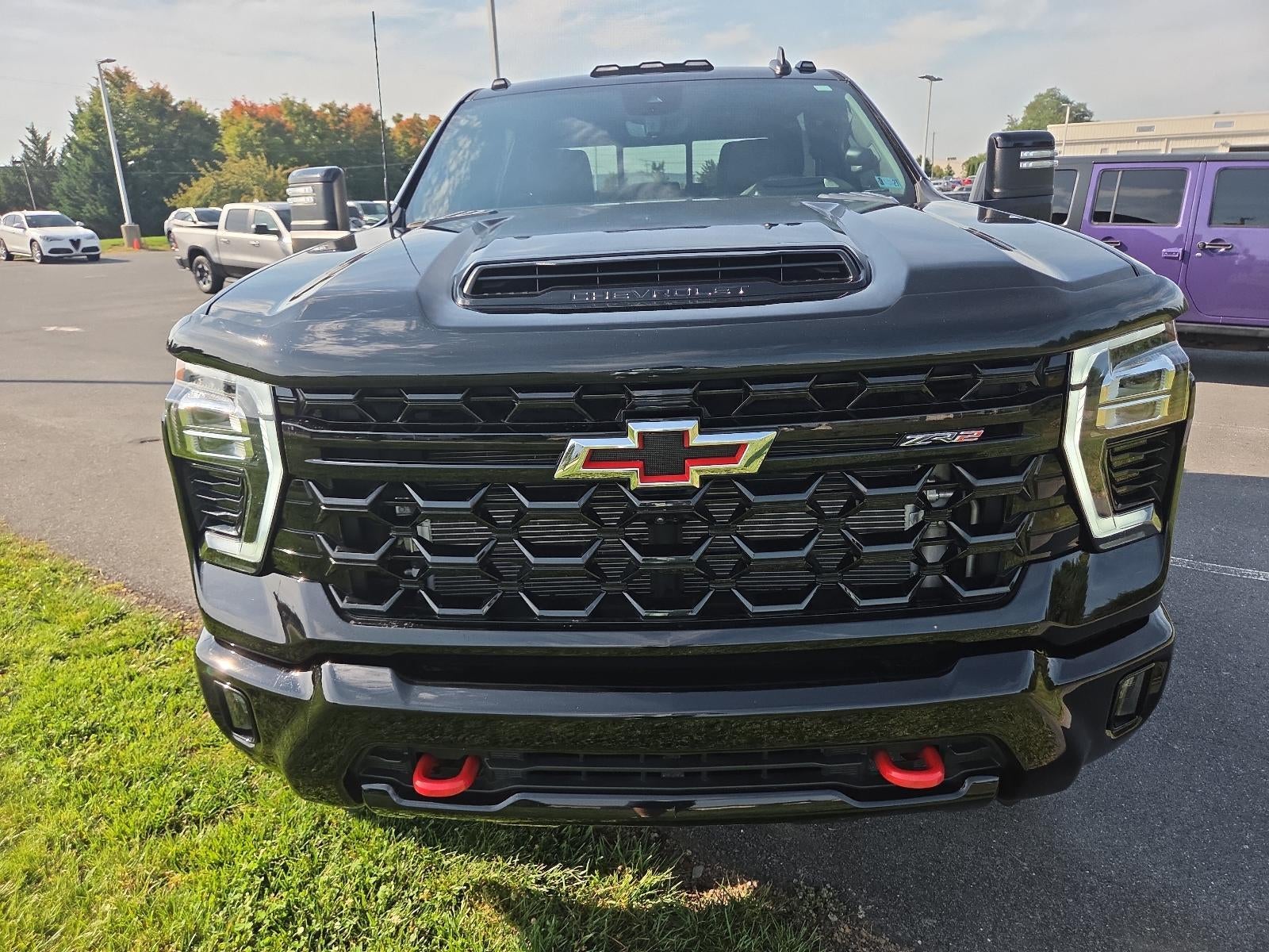 2024 Chevrolet Silverado 2500 HD Crew Cab Standard Box 4-Wheel Drive ZR2