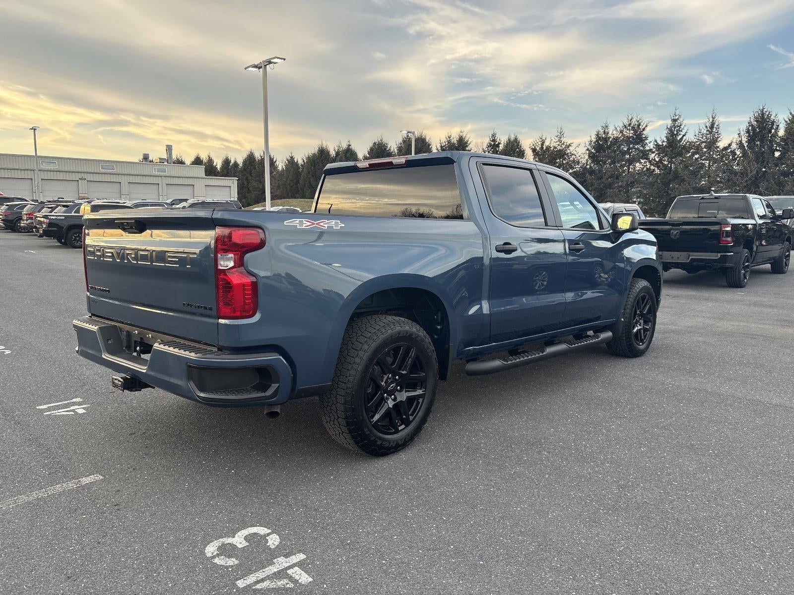 2024 Chevrolet Silverado 1500 Crew Cab Short Box 4-Wheel Drive Custom